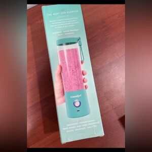 BlendJet 2, the Original Portable Blender, 20 oz, Jar Upgrade, Mint